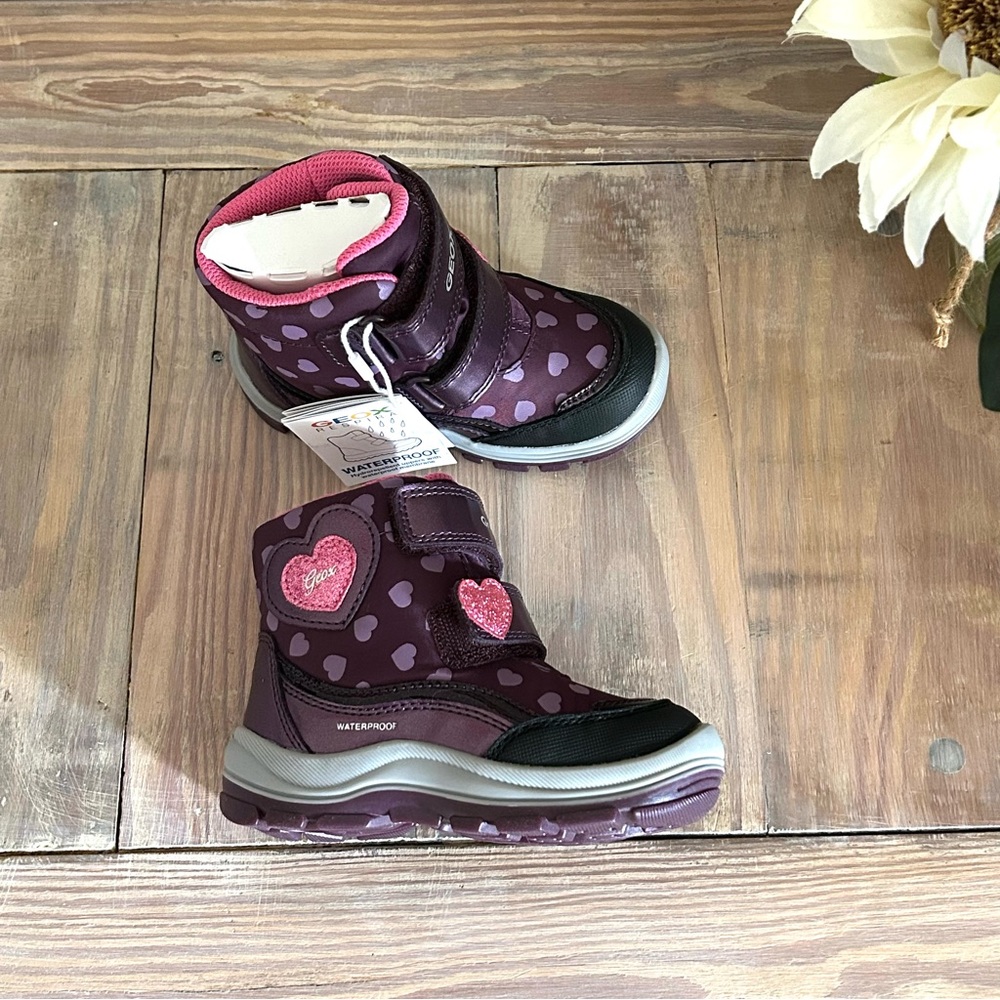 Geox Purple Heart Pattern Waterproof Ankle Boots 💜